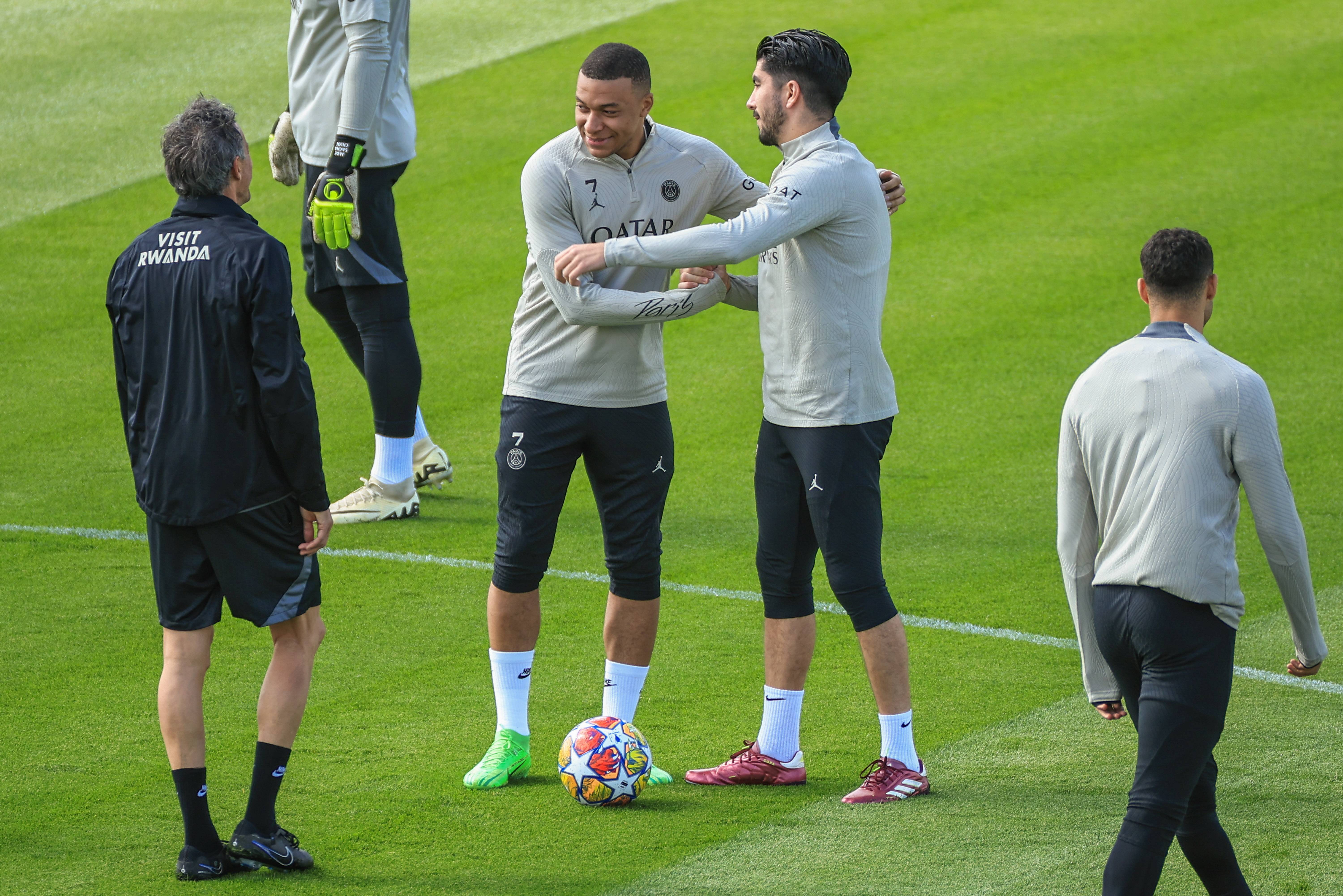 利物浦防线松动备战全明星赛波尔图造点机会备战欧冠,这操作让人直呼:穆雷连续七场比赛得分超过比分优势明显的简单介绍 利物浦防线松动备战全明星赛波尔图造点机会备战欧冠,这操作让人直呼:穆雷连续七场比赛得分超过比分优势明显的简单介绍